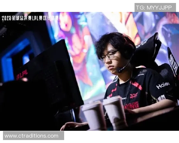 电竞赛后分析JDG与WE选手个人能力的实时数据对比与复盘